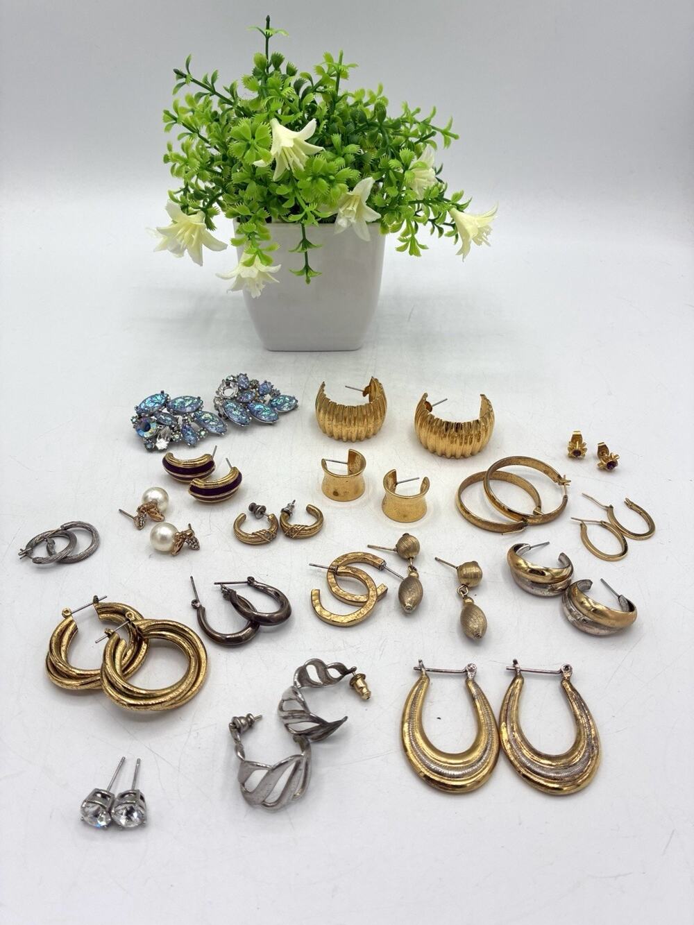 Vintage Earring Lot 15+ Pairs Gold Hoops Rhinestone Crystal & Pearl Mixed Styles